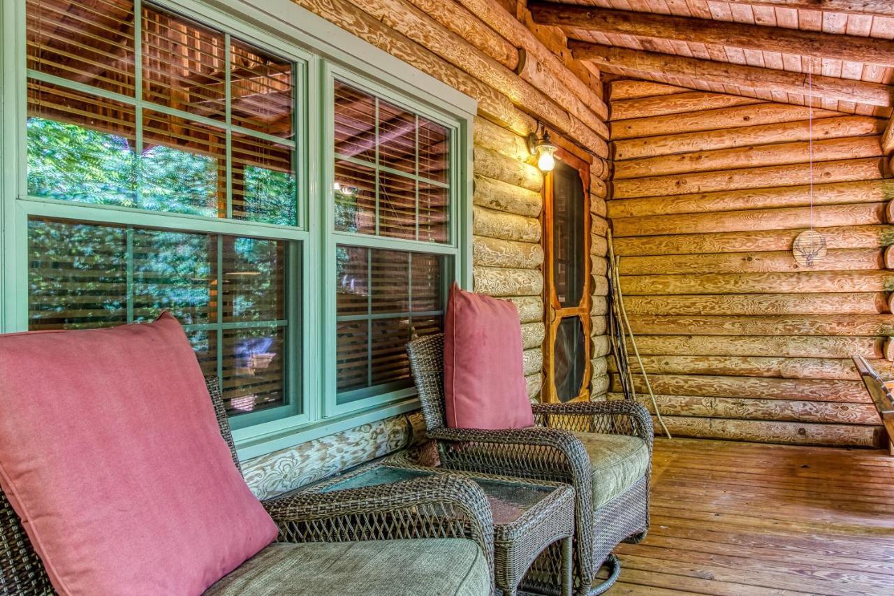 Very Private, Real Log Cabin With Hot Tub! Sevierville Buitenkant foto