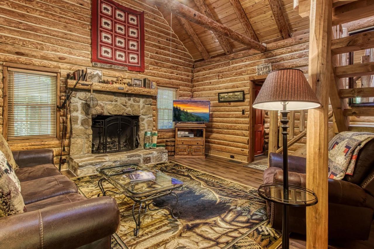 Very Private, Real Log Cabin With Hot Tub! Sevierville Buitenkant foto