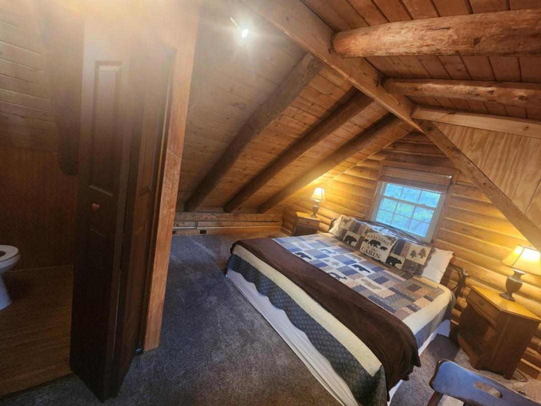 Very Private, Real Log Cabin With Hot Tub! Sevierville Buitenkant foto