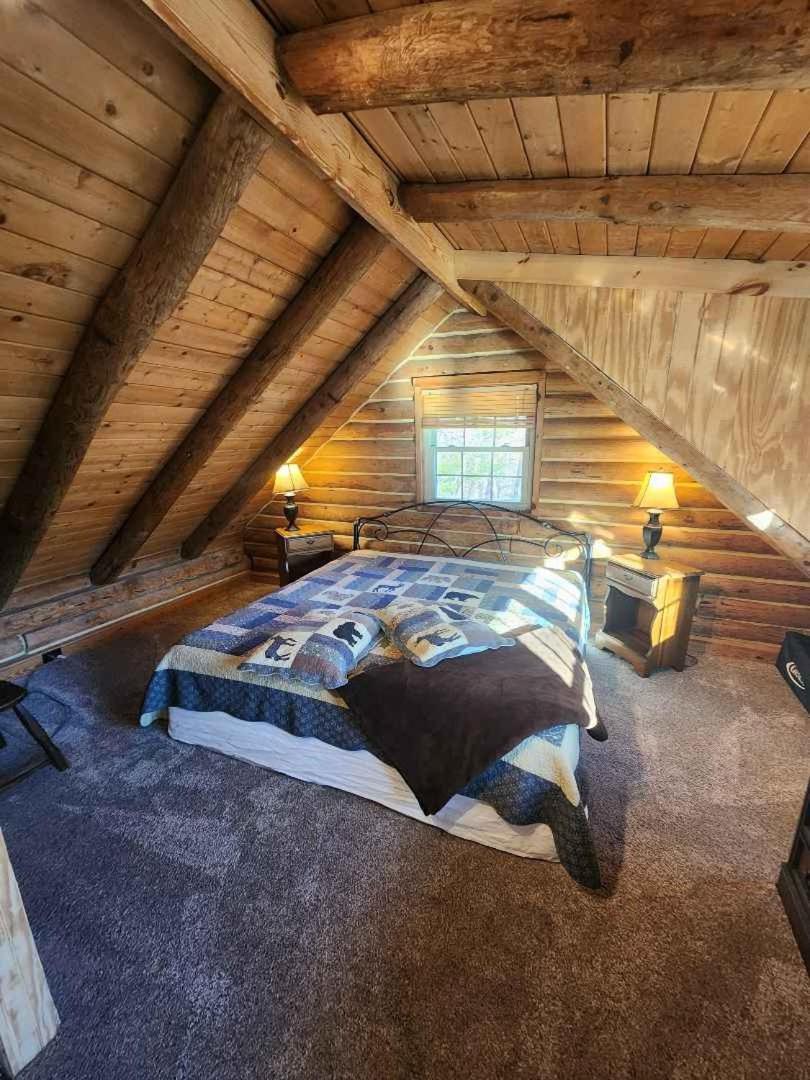 Very Private, Real Log Cabin With Hot Tub! Sevierville Buitenkant foto