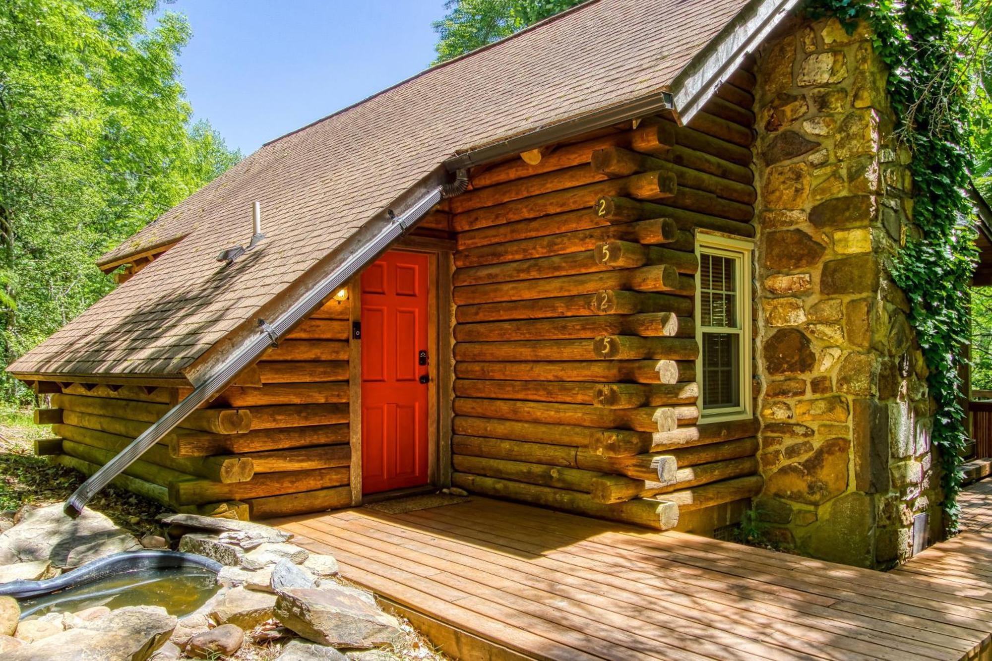 Very Private, Real Log Cabin With Hot Tub! Sevierville Buitenkant foto