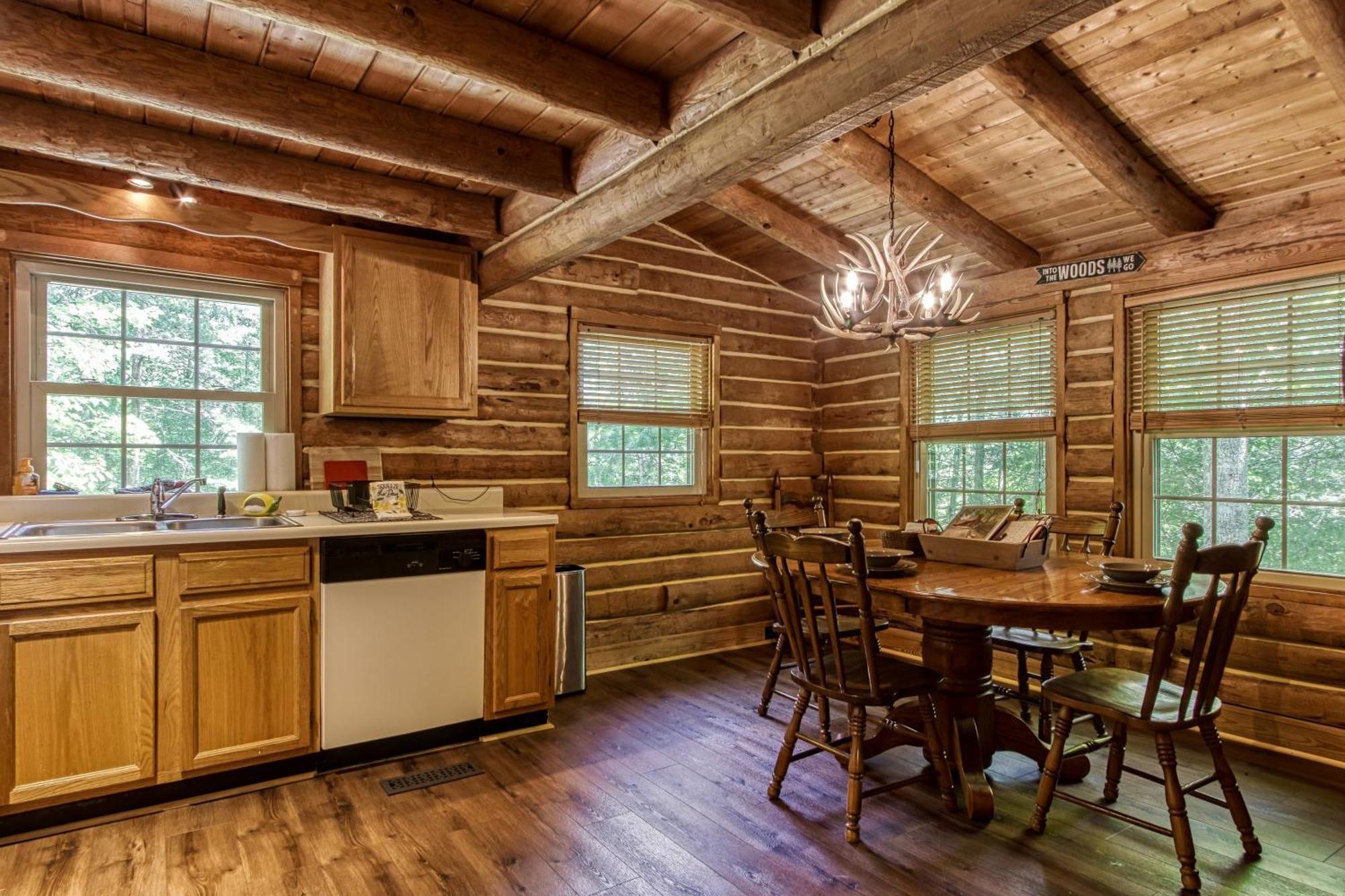 Very Private, Real Log Cabin With Hot Tub! Sevierville Buitenkant foto