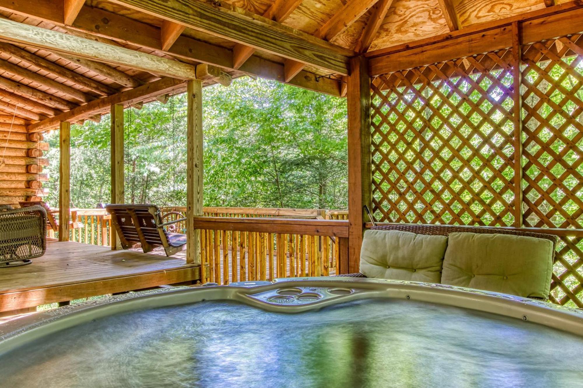 Very Private, Real Log Cabin With Hot Tub! Sevierville Buitenkant foto